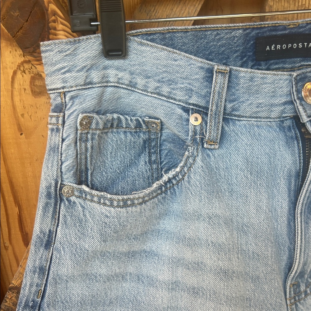 Women’s Aeropostale High-rise, super wide leg, light-washed, distressed jeans 10 - Picture 9 of 12